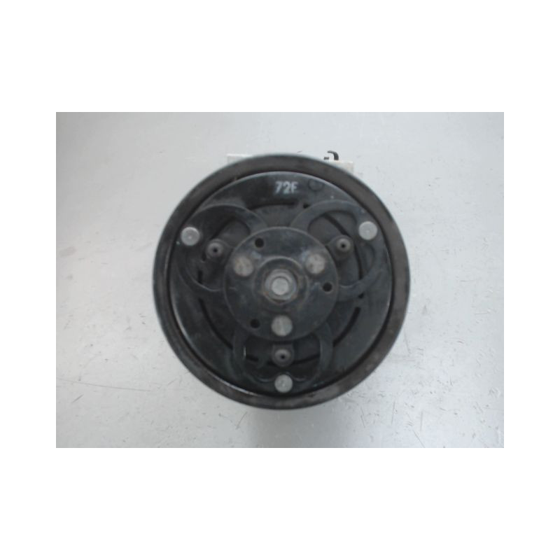 COMPRESSEUR AIR CONDITIONNE RENAULT CLIO