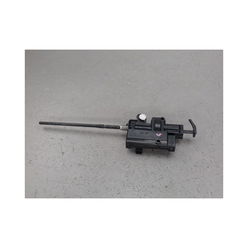 ACTIONNEUR TRAPPE CARBURANT RENAULT CLIO
