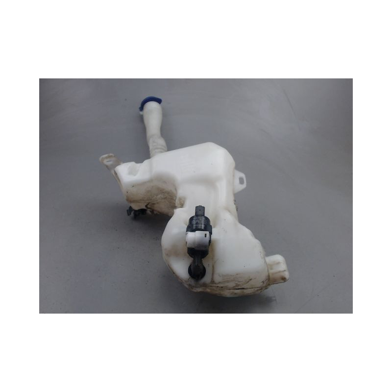 RESERVOIR LAVE-GLACE AVANT PEUGEOT 5008