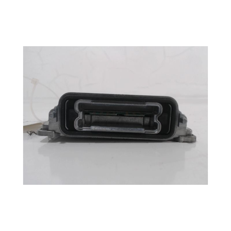 BOITIER XENON PHARE GAUCHE PEUGEOT 5008 2009-