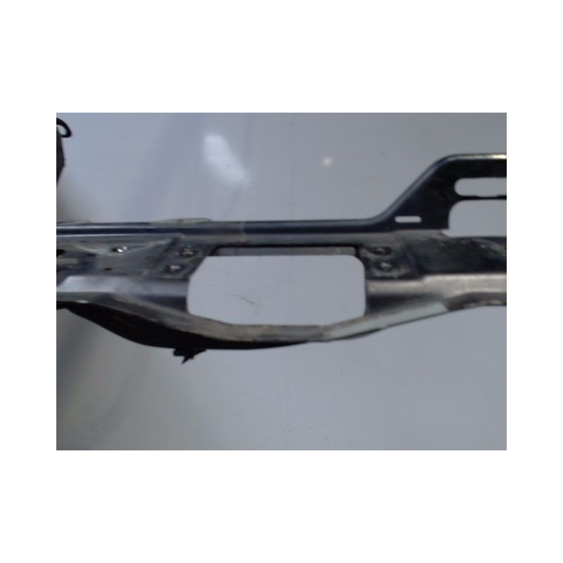 FACE AVANT MERCEDES CLASSE A - 2001