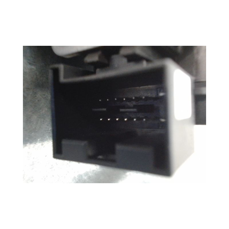 MECANISME+MOTEUR LEVE-GLACE AVANT DROIT VOLKSWAGEN POLO IV Phase 2 (9N) 2005-2009