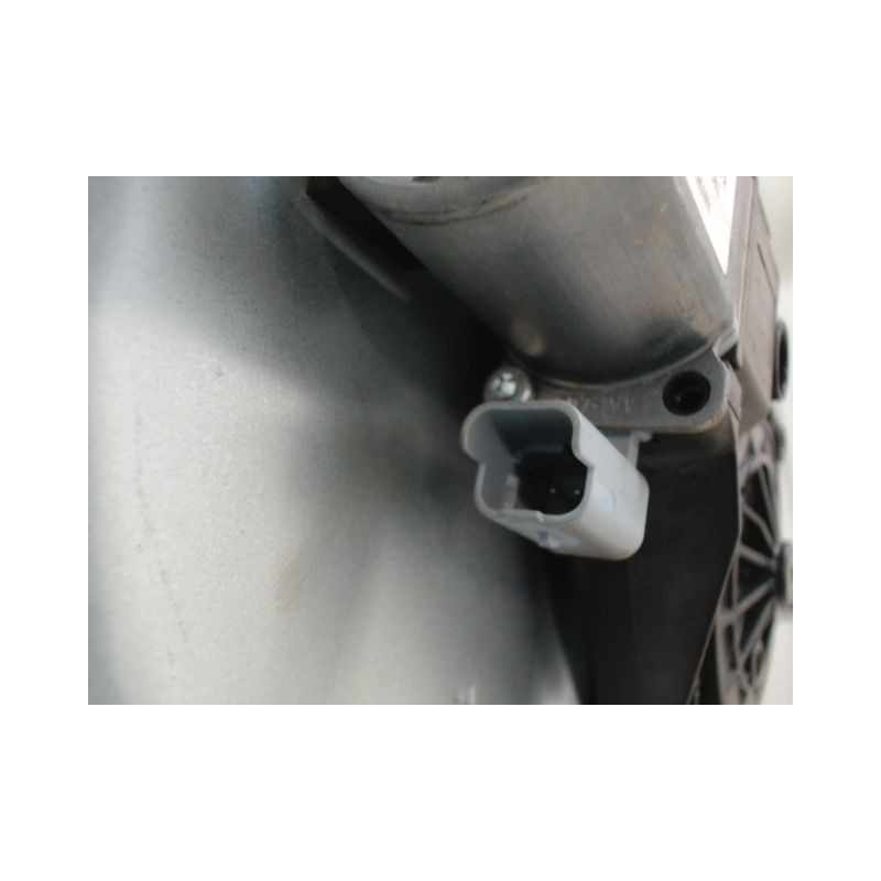 MECANISME+MOTEUR LEVE-GLACE AVANT DROIT KIA VENGA 09-