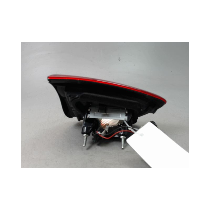 FEU ARRIERE INTERIEUR DROIT RENAULT CLIO BREAK IV Phase 1 2012-...
