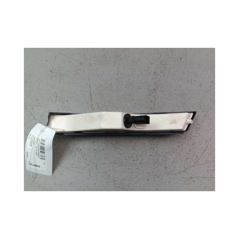 CLIGNOTANT DROIT VOLKSWAGEN PASSAT SW 2005-