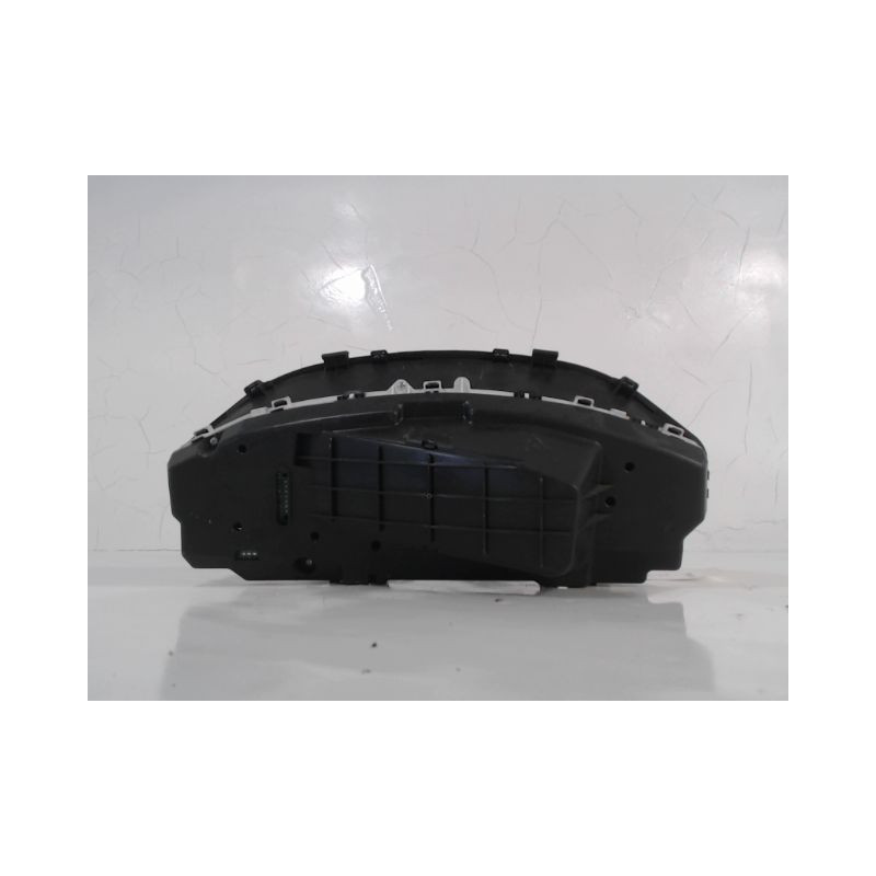 BLOC COMPTEURS TOYOTA YARIS II 2010-