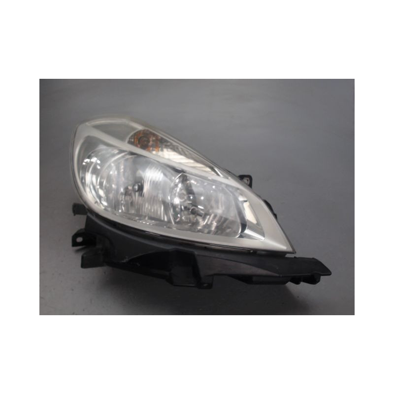 PHARE DROIT RENAULT CLIO