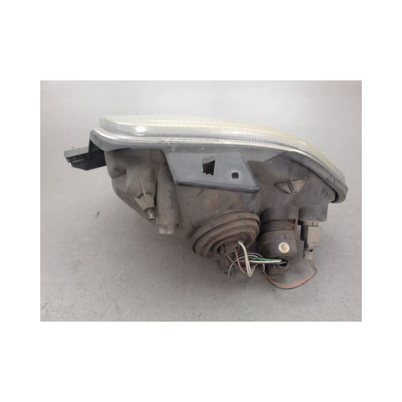 PHARE DROIT RENAULT CLIO