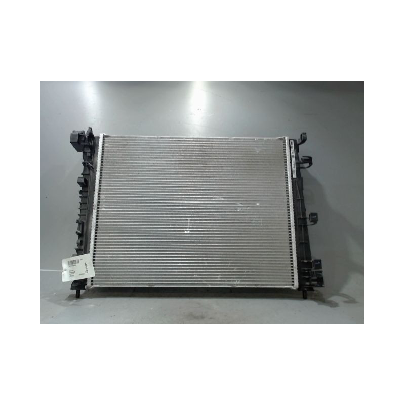 RADIATEUR DACIA SANDERO