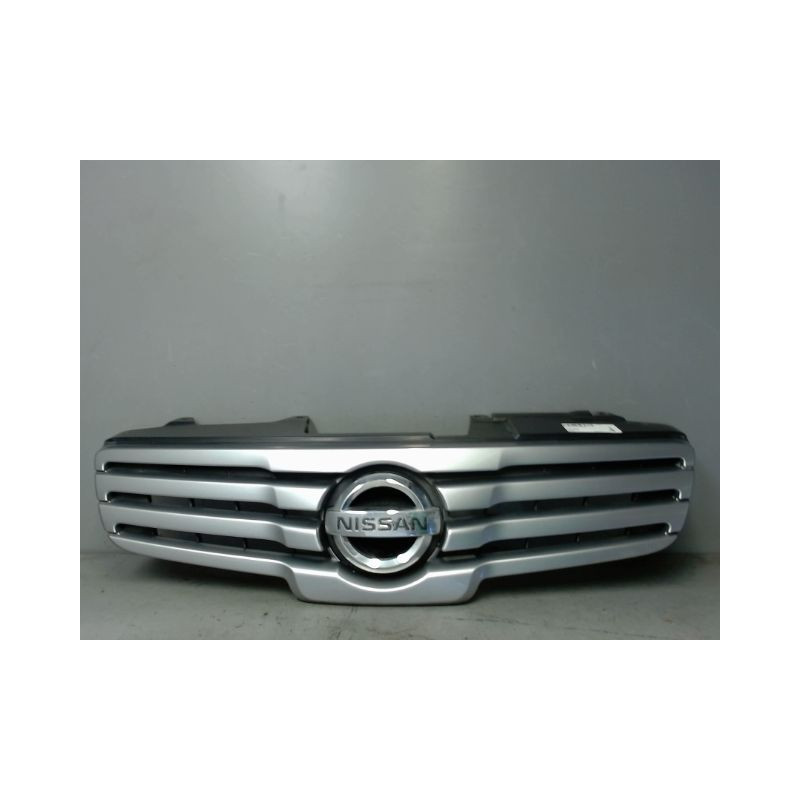 CALANDRE NISSAN QASHQAI