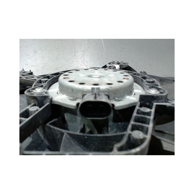 MOTEUR VENTILATEUR RADIATEUR OPEL CORSA