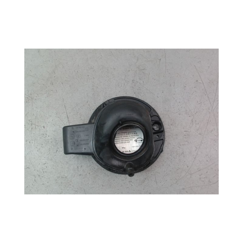 VOLET DE TRAPPE CARBURANT VOLKSWAGEN POLO V Phase 1 (6R) 2009-2014