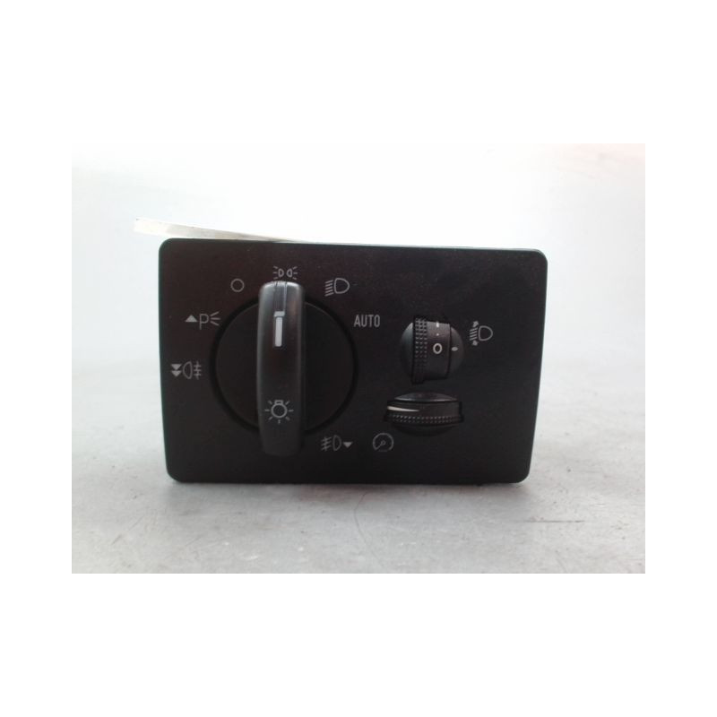 INTERIEUR COMMANDE PHARES FORD FOCUS