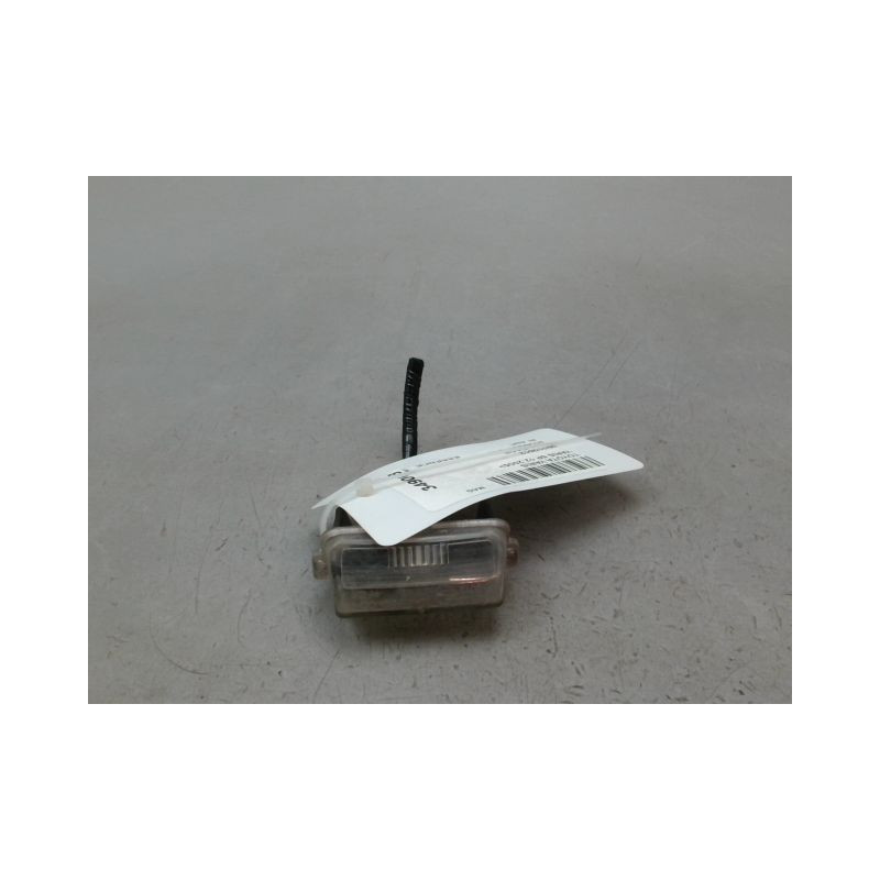 ECLAIREUR PLAQUE DE POLICE DROIT TOYOTA YARIS 2005-
