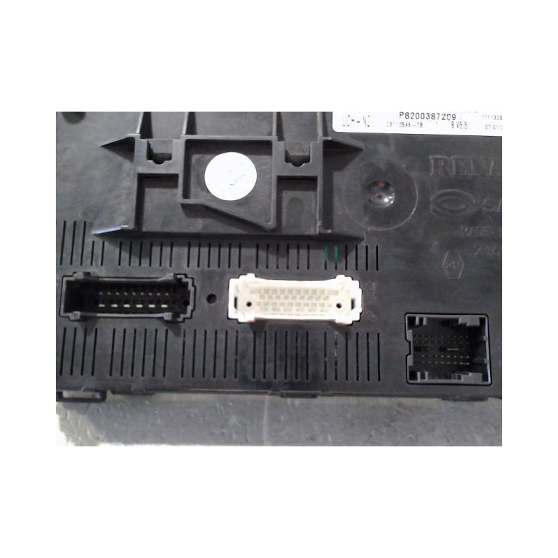 BOITIER GESTION HABITACLE RENAULT CLIO