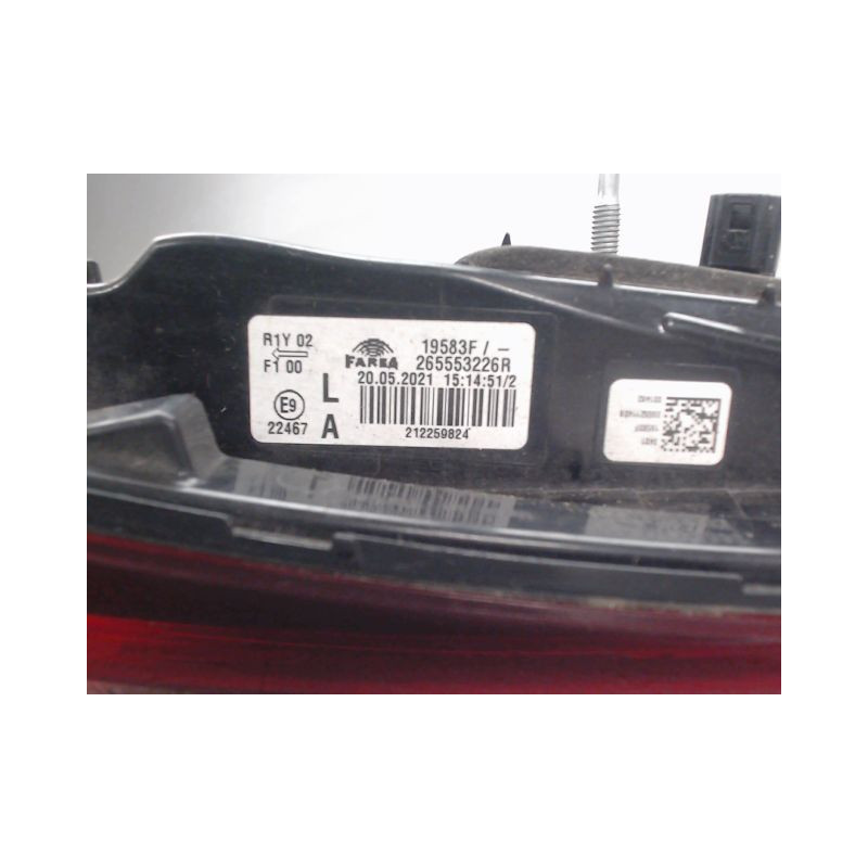 FEU ARRIERE INTERIEUR GAUCHE RENAULT CLIO