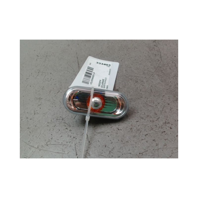 REPETITEUR AILE DROIT VOLKSWAGEN UP