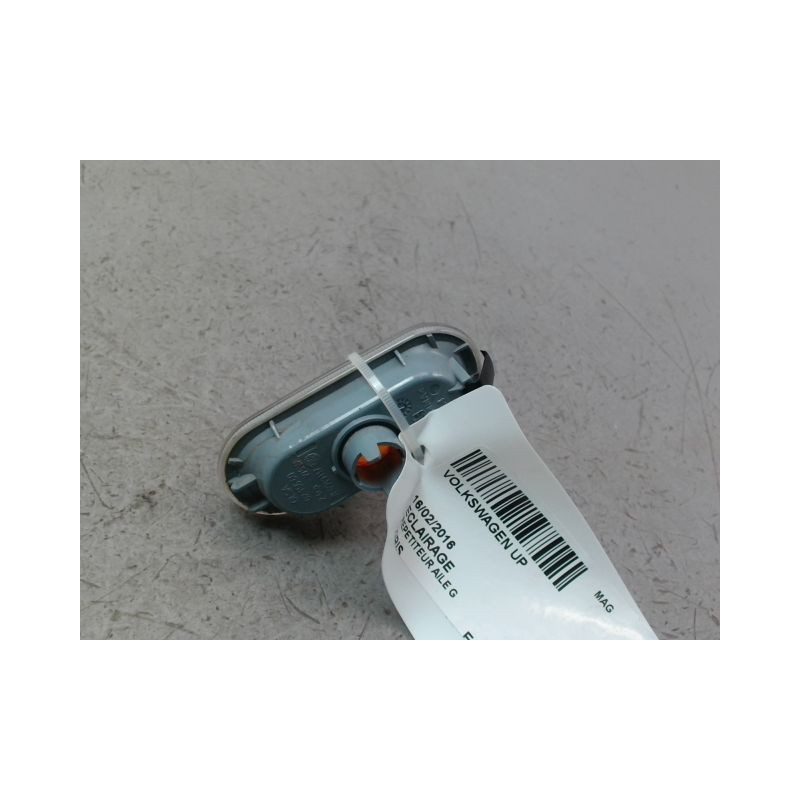 REPETITEUR AILE GAUCHE VOLKSWAGEN UP