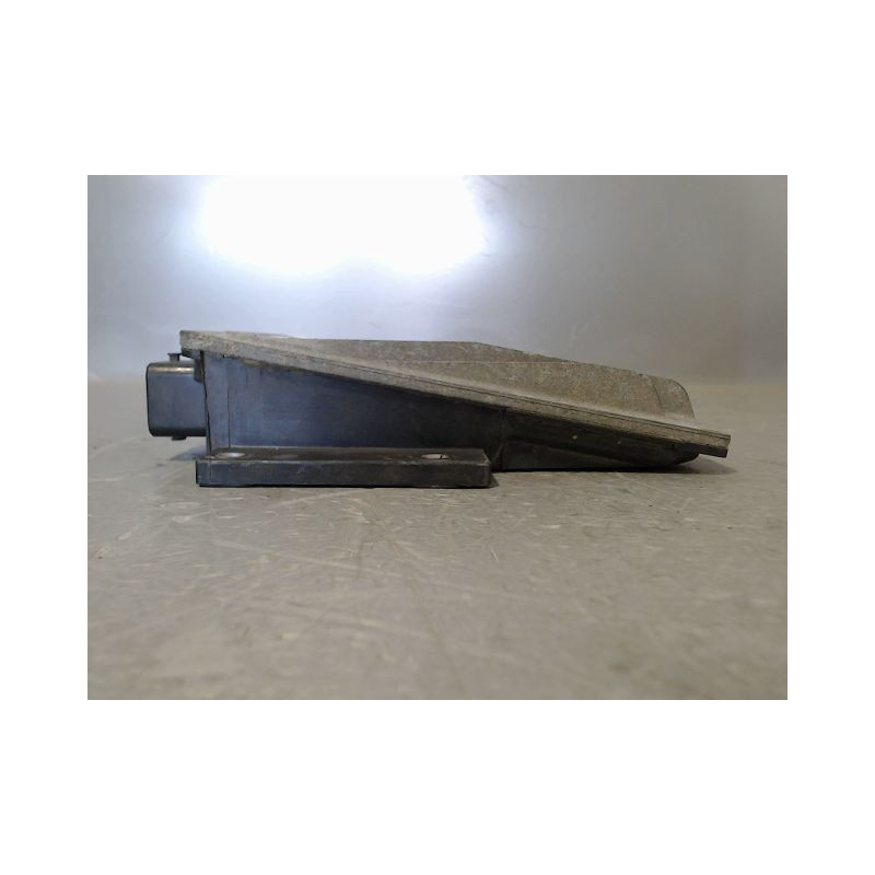 CALCULATEUR MOTEUR RENAULT MEGANE II PH 2 ESTATE 06-