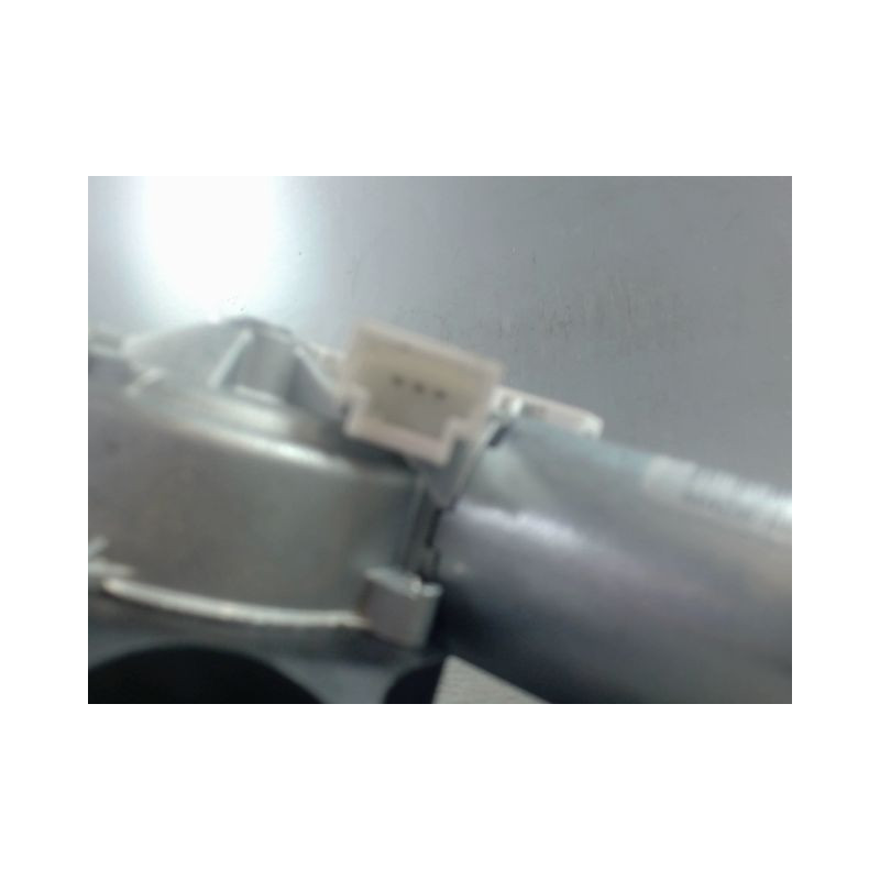 MOTEUR ESSUIE-GLACE ARRIERE PEUGEOT RIFTER