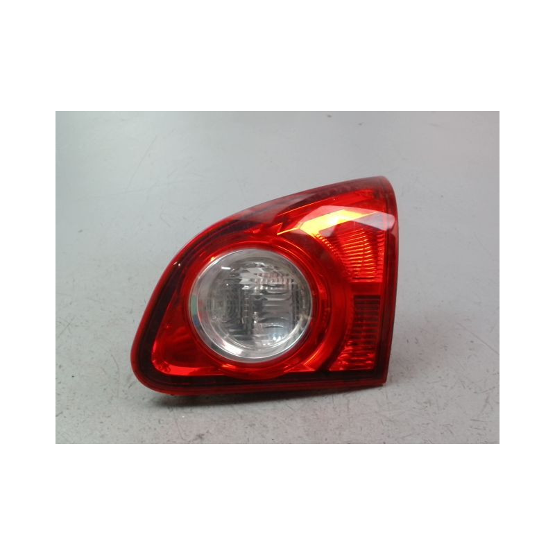 FEU ARRIERE INTERIEUR DROIT NISSAN QASHQAI BREAK I Phase 1 2007-2010