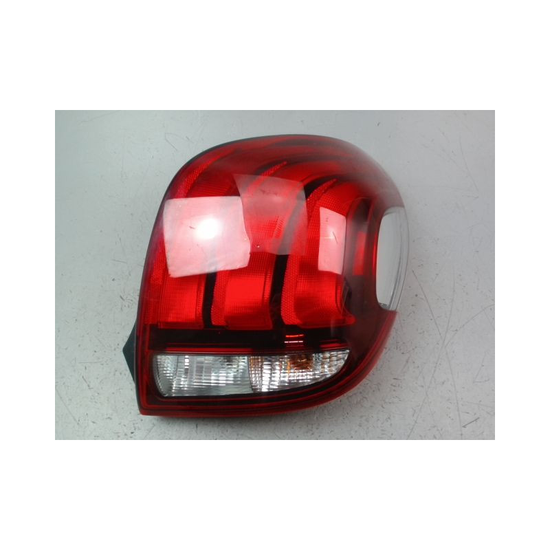 FEU ARRIERE DROIT PEUGEOT 108