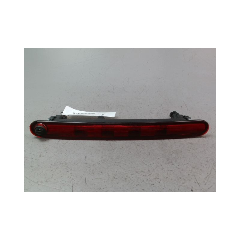 FEUX STOP SUPPLEMENTAIRE SUZUKI SWIFT III 2005-2011