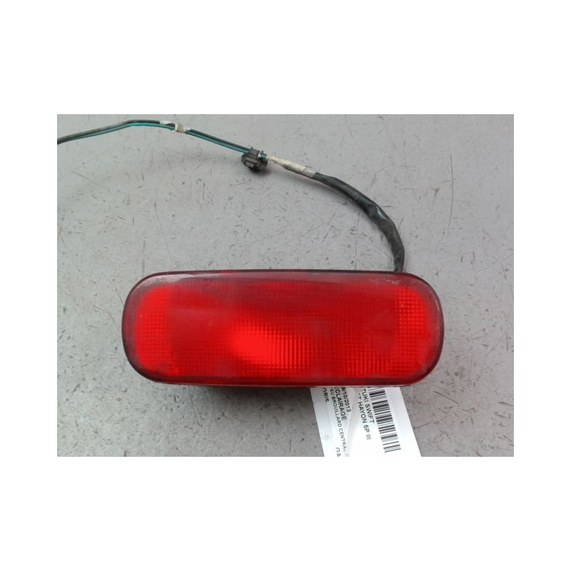 FEU BROUILLARD CENTRAL ARRIERE SUZUKI SWIFT III 2005-2011