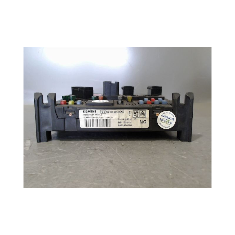 BOITIER GESTION HABITACLE PEUGEOT 206 98-09