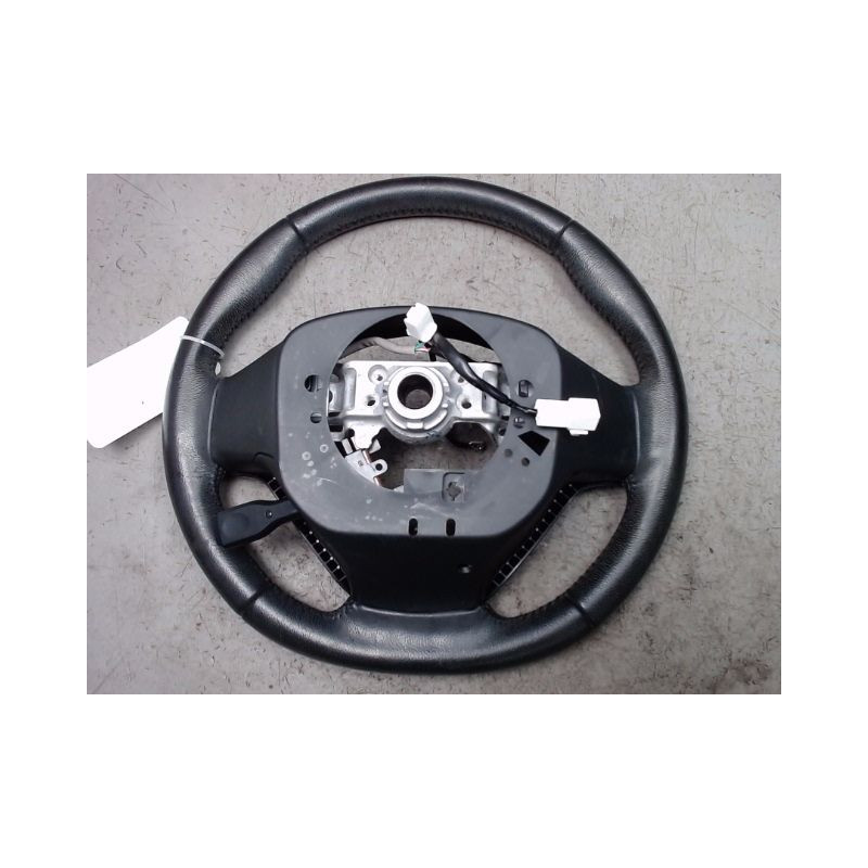 VOLANT DE DIRECTION TOYOTA AYGO 5P
