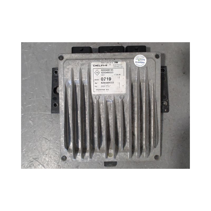 CALCULATEUR MOTEUR RENAULT KANGOO