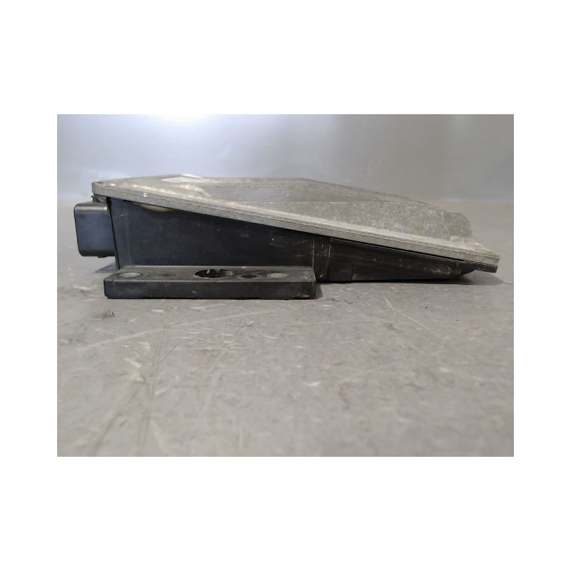 CALCULATEUR MOTEUR RENAULT KANGOO