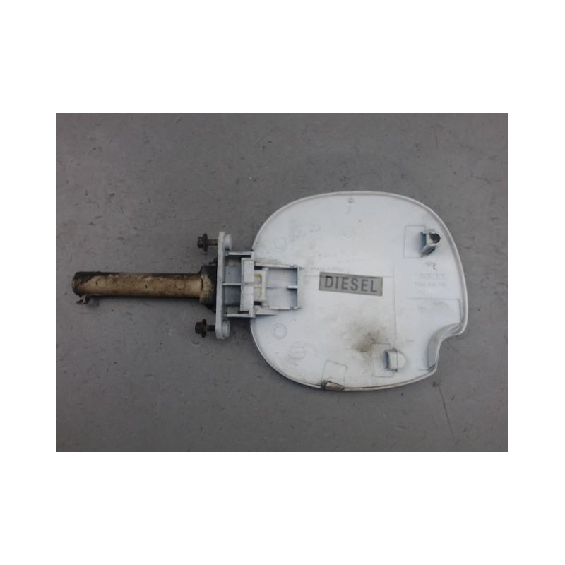 VOLET DE TRAPPE CARBURANT RENAULT CLIO