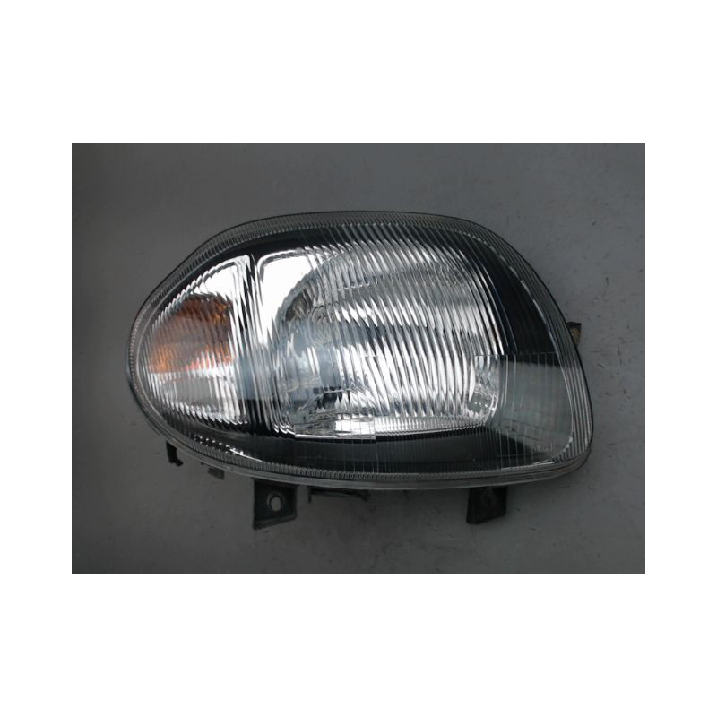 PHARE DROIT RENAULT CLIO