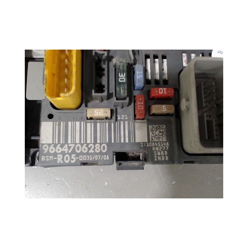 BOITE A FUSIBLES CITROEN BERLINGO FOURGON 2008-