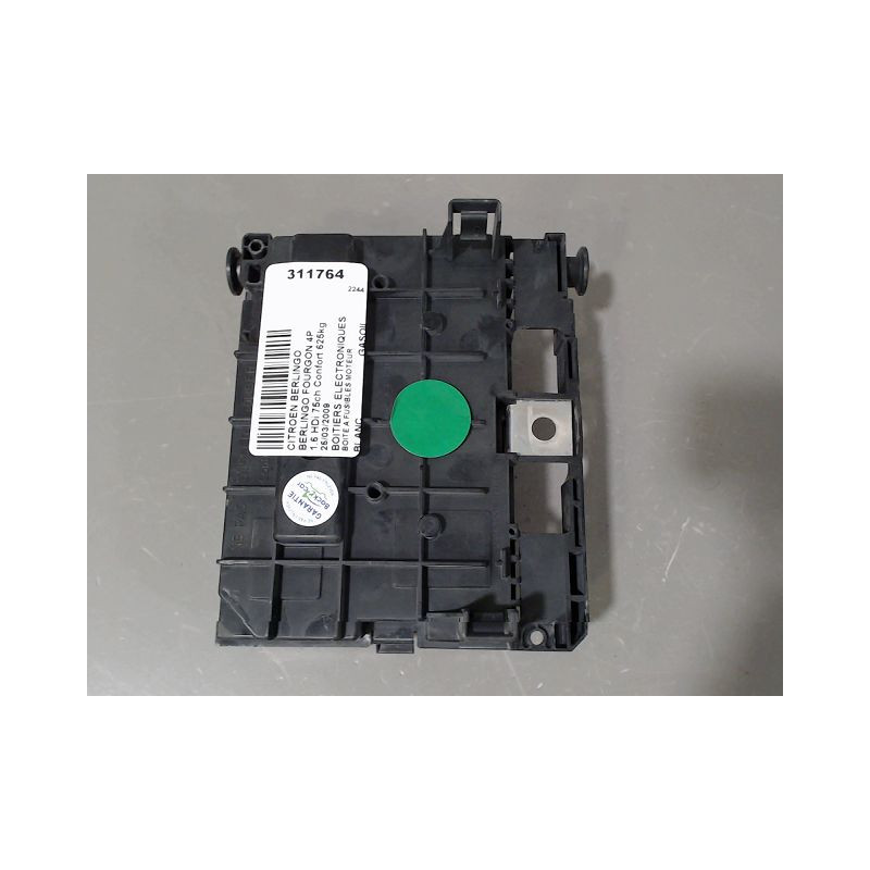 BOITE A FUSIBLES CITROEN BERLINGO FOURGON 2008-
