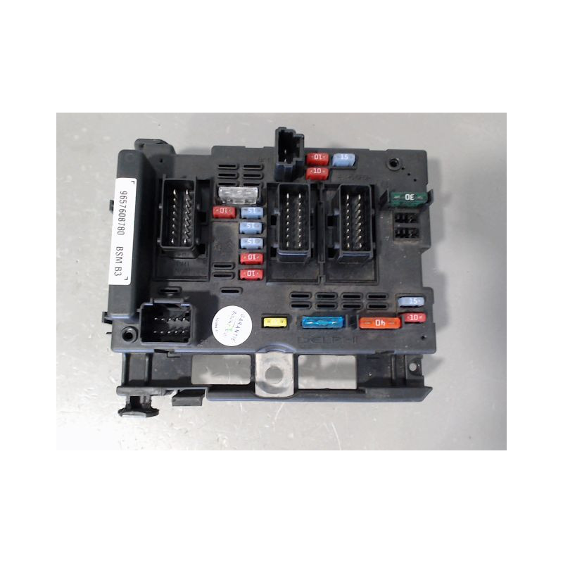BOITE A FUSIBLES CITROEN C2 2003-