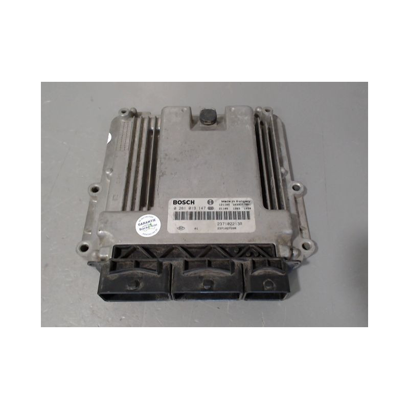CALCULATEUR MOTEUR RENAULT CLIO