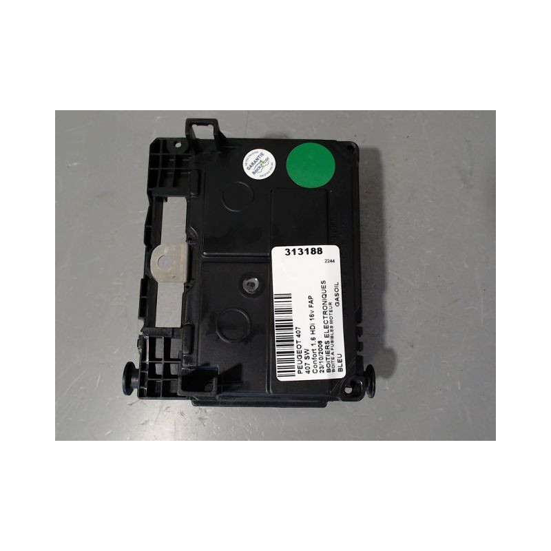 BOITE A FUSIBLES PEUGEOT 407 SW