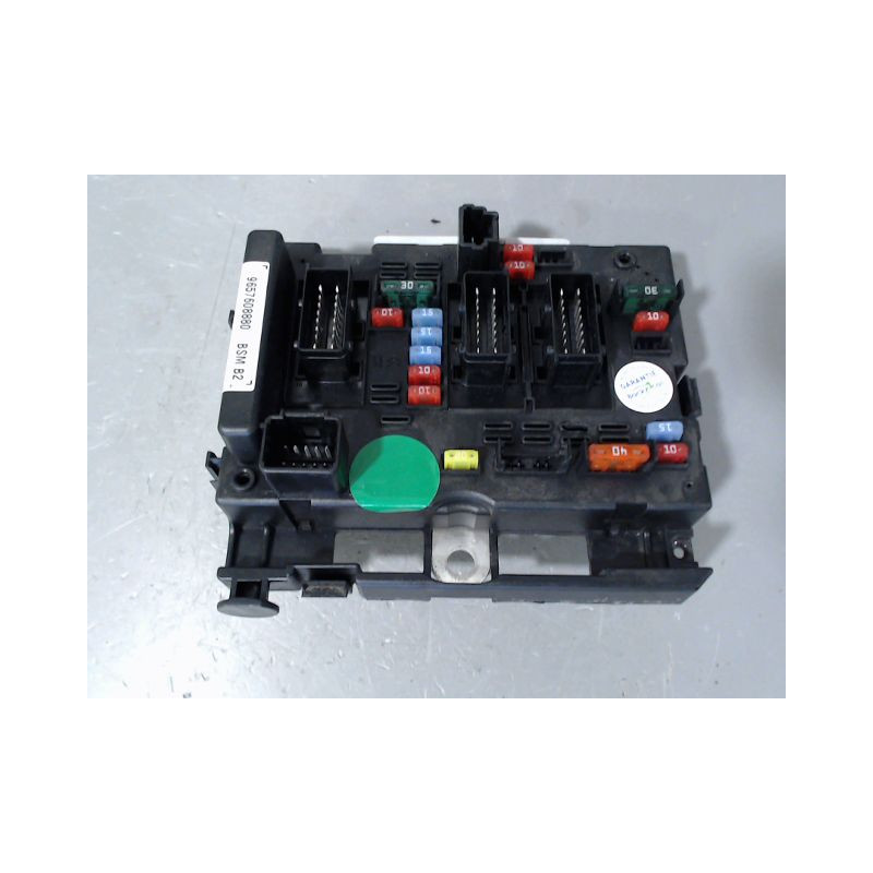 BOITE A FUSIBLES PEUGEOT 206+ 2009-