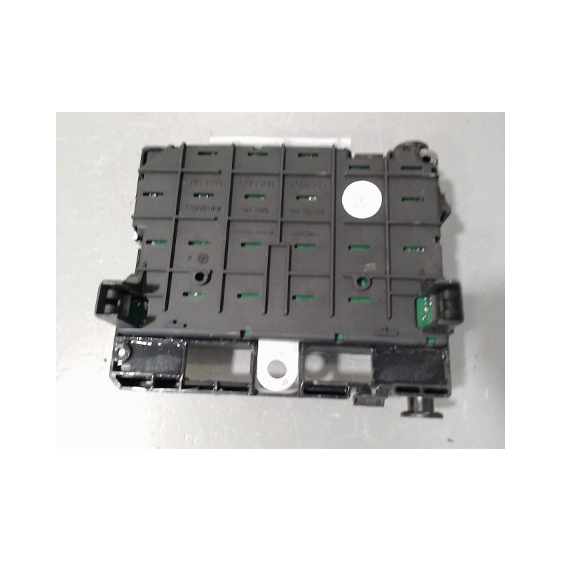 BOITE A FUSIBLES PEUGEOT 206+ 2009-