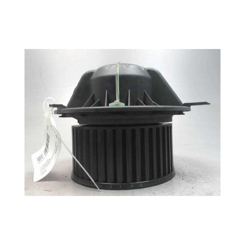 MOTEUR VENTILATEUR CHAUFFAGE B.M.W. SERIE 1