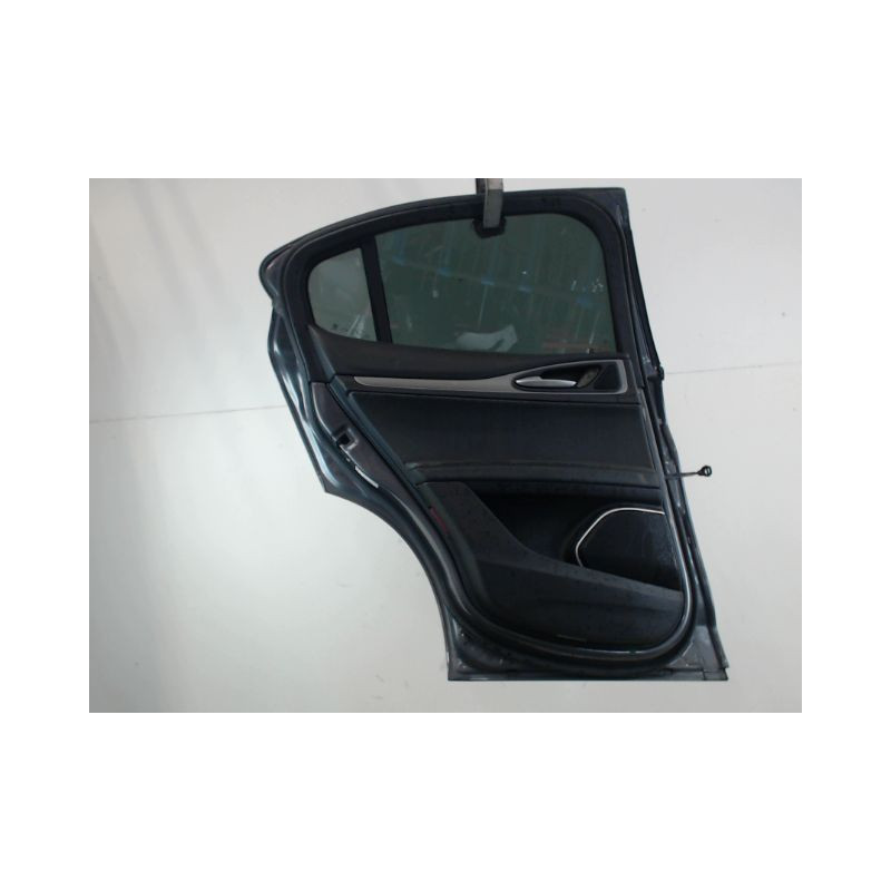 PORTE ARRIERE GAUCHE ALFA ROMEO STELVIO
