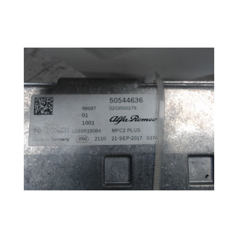 CAMERA AVANT ALFA ROMEO STELVIO