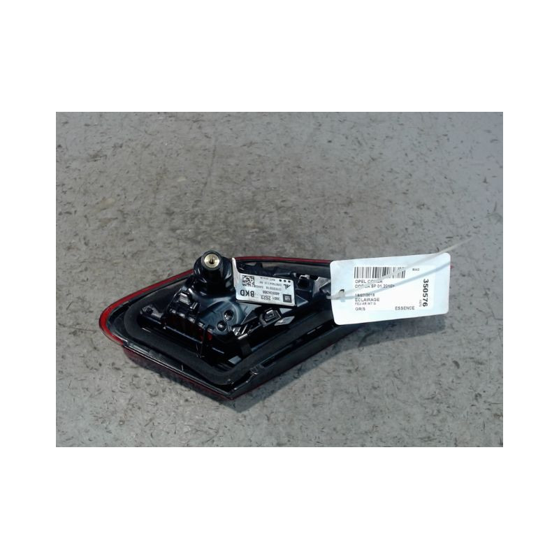 FEU ARRIERE INTERIEUR GAUCHE OPEL CORSA 2010-