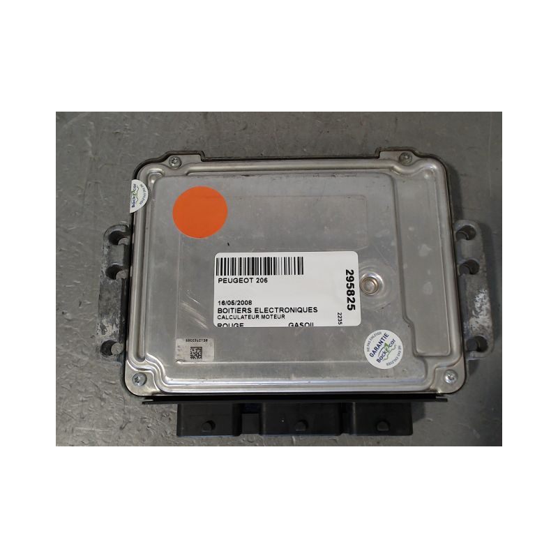 CALCULATEUR MOTEUR PEUGEOT 206