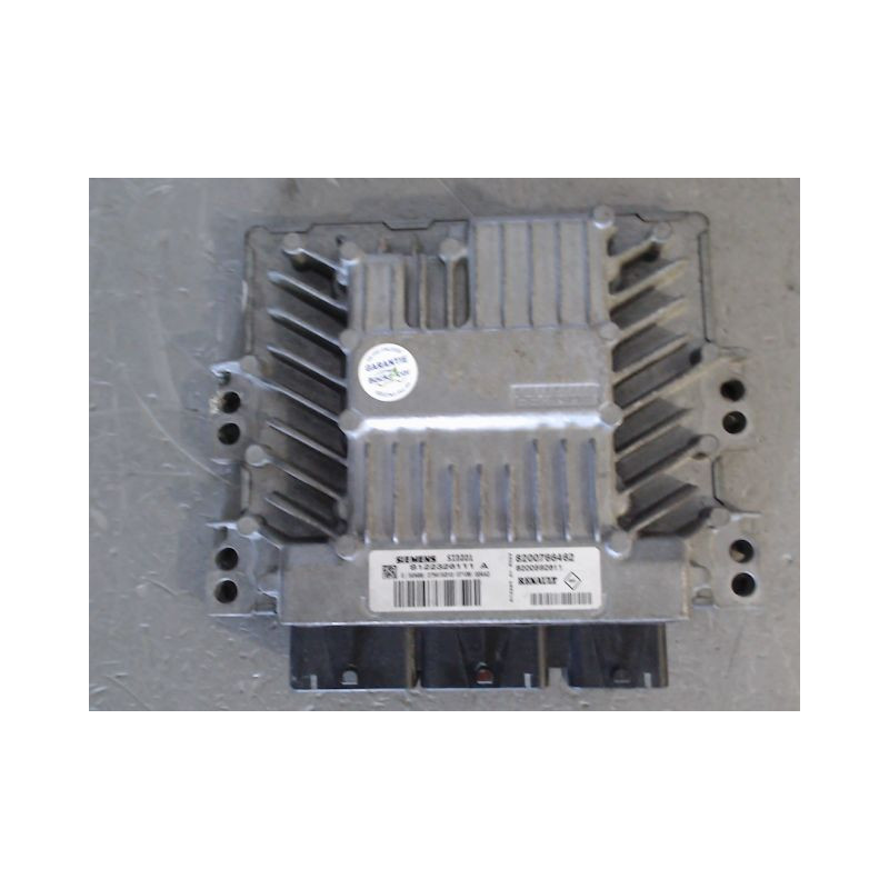 CALCULATEUR MOTEUR RENAULT MEGANE
