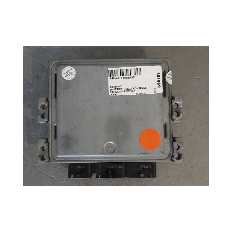 CALCULATEUR MOTEUR RENAULT MEGANE