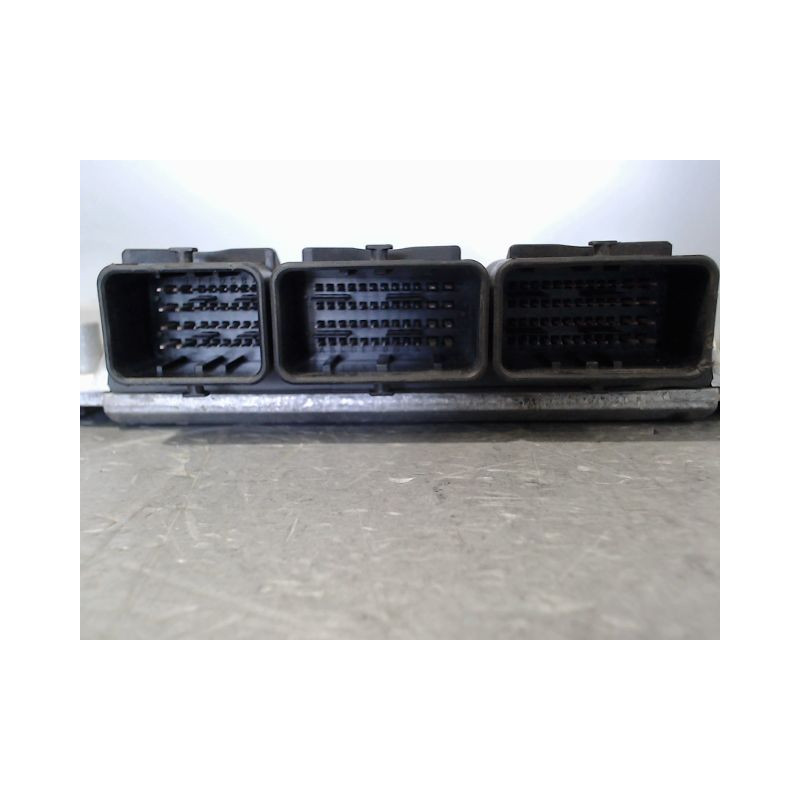 CALCULATEUR MOTEUR RENAULT MEGANE
