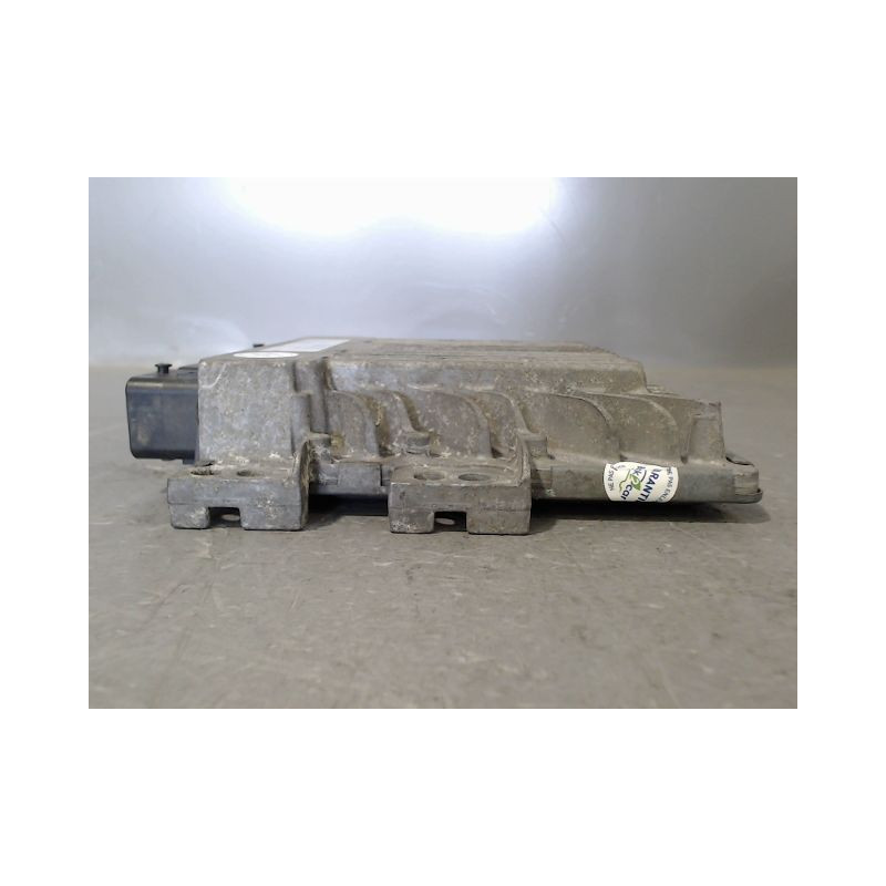 CALCULATEUR MOTEUR RENAULT MEGANE III ESTATE 09-